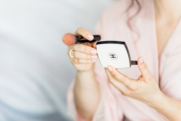 Comment réaliser un joli maquillage en quelques minutes ?